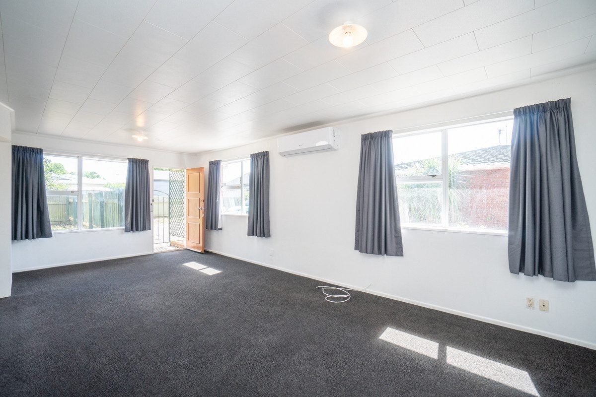 12 Kowhai Avenue, Takaro, Palmerston North - Carousel 2