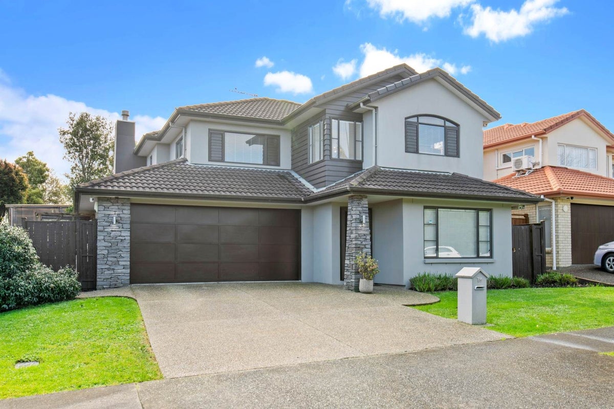 78 Cyril French Drive, Flat Bush, Manukau City, Auckland - Carousel 1
