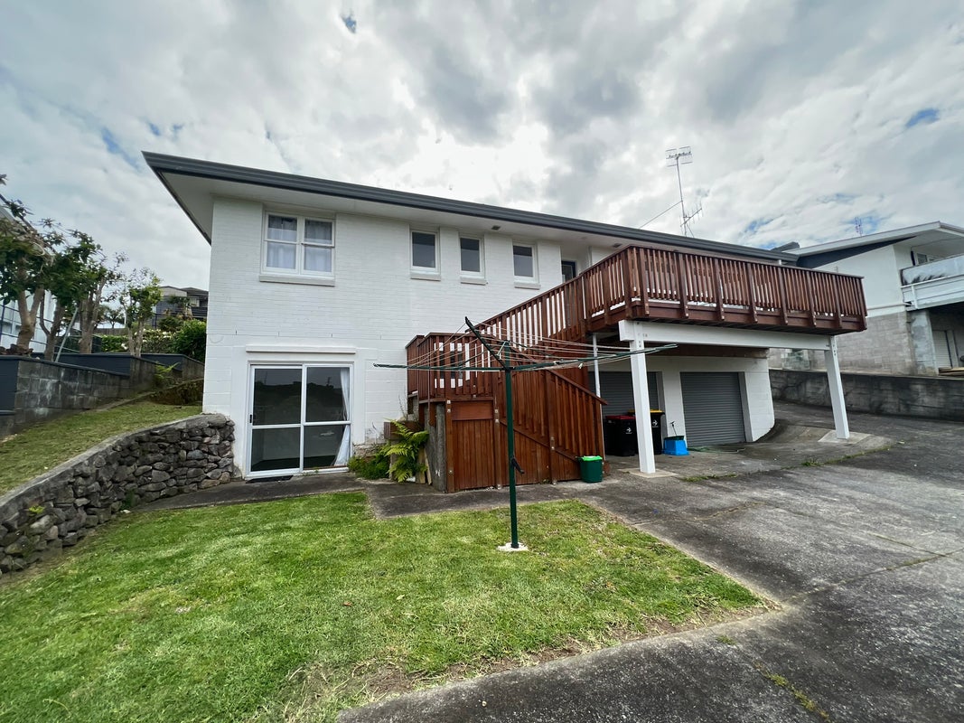 15 Landscape Road, Otumoetai, Tauranga - Carousel 1