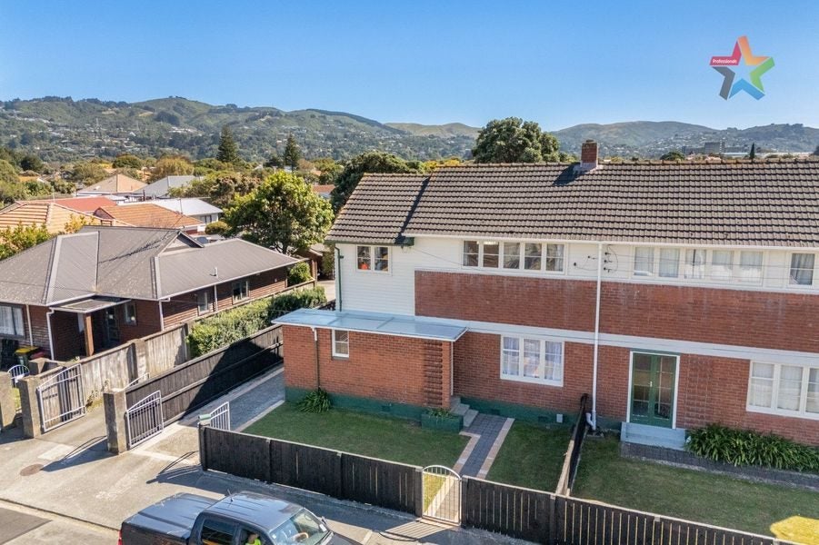 1/213 Knights Road, Hutt Central, Lower Hutt - Carousel 1