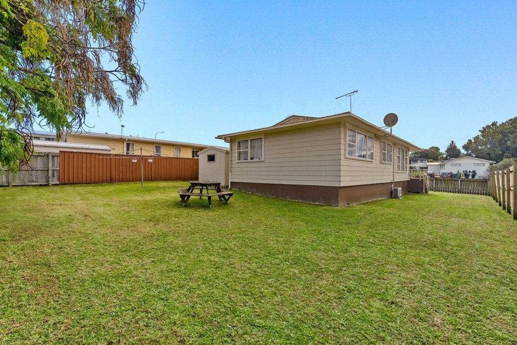 144 Mahia Road, Wattle Downs, Auckland - Carousel 2