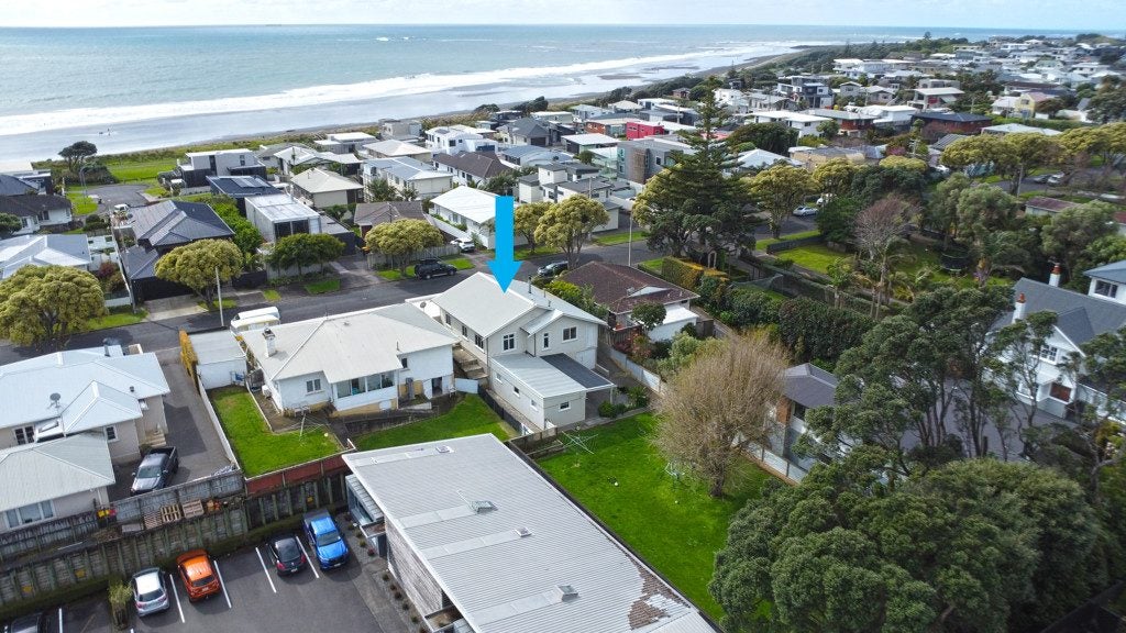 14 McLean Street, Strandon, New Plymouth - Carousel 2