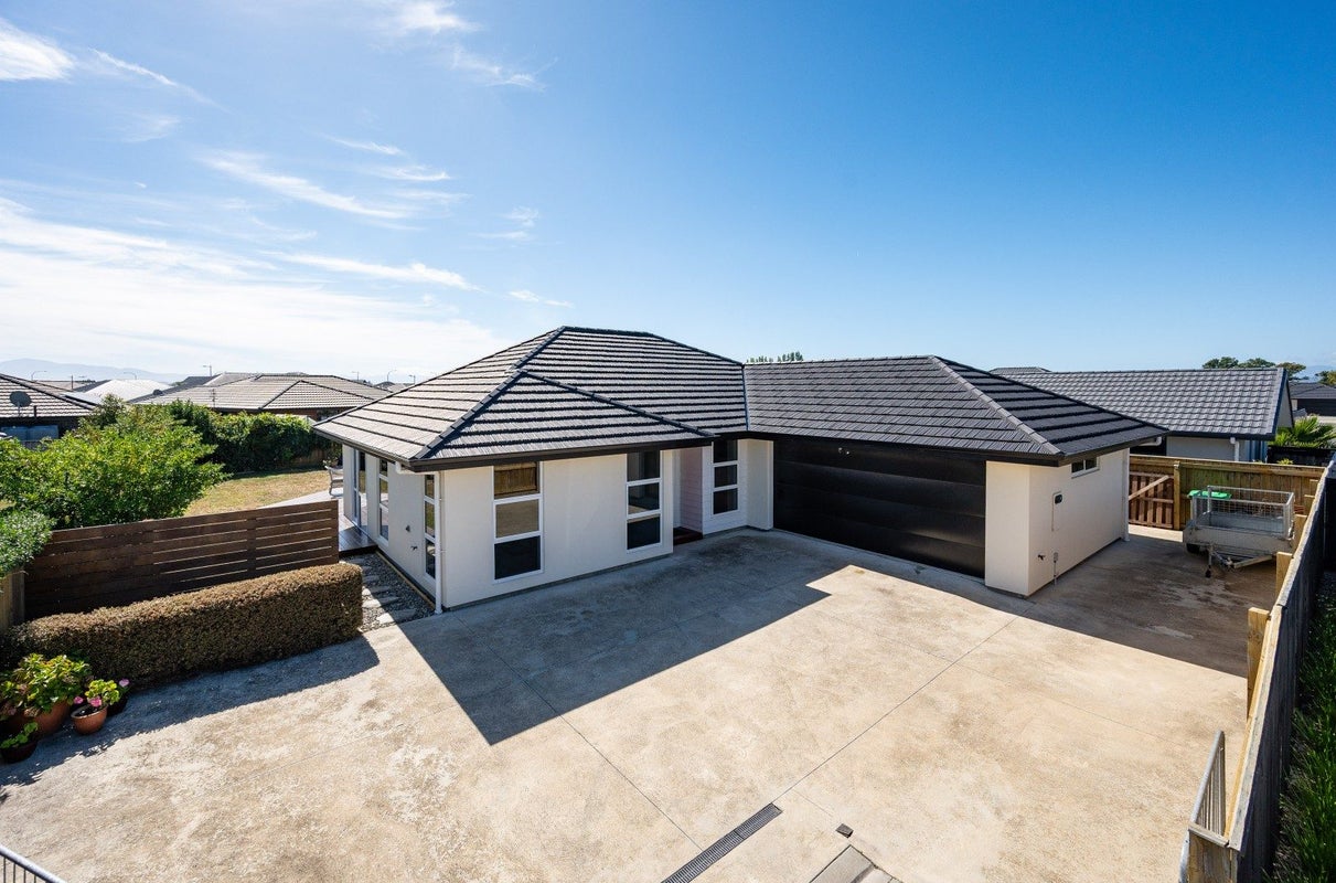 16 Fairmile Road, Richmond, Nelson - Carousel 1