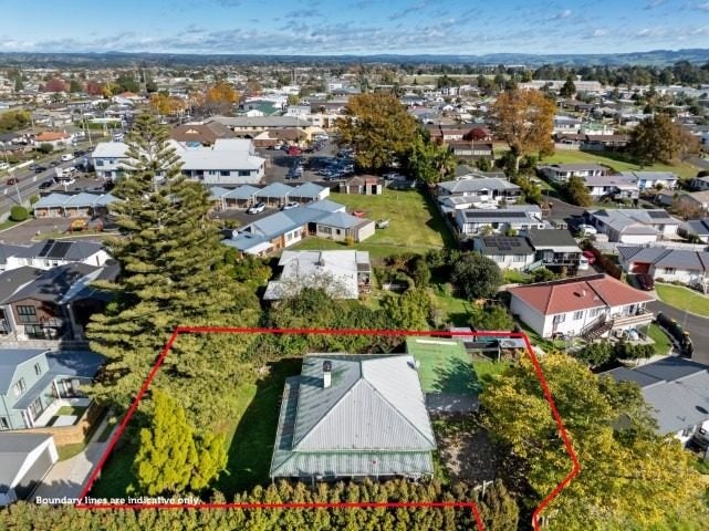 12 Kent Street, Gate Pa, Tauranga - Carousel 12