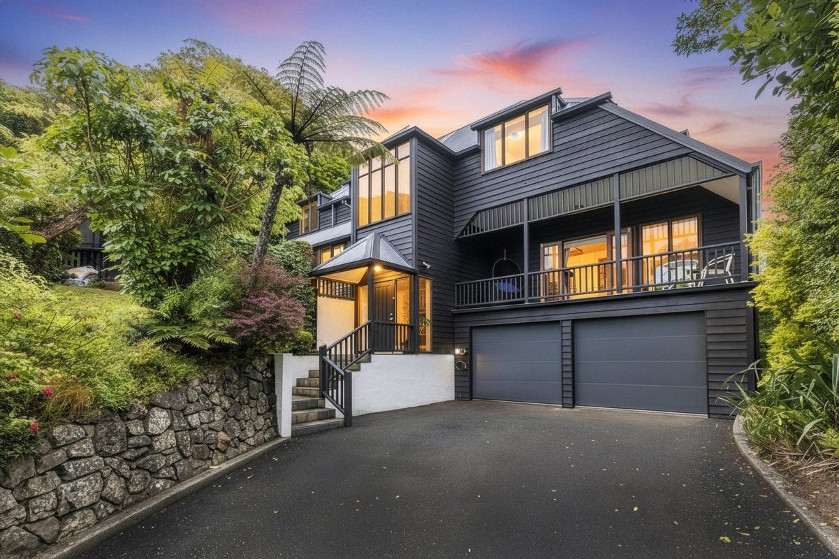 50 Amapur Drive, Khandallah, Wellington - Carousel 2