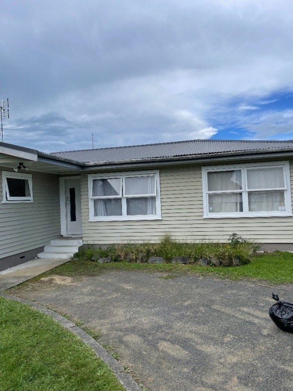 54 York Street, Hamilton East, Hamilton - Carousel 6
