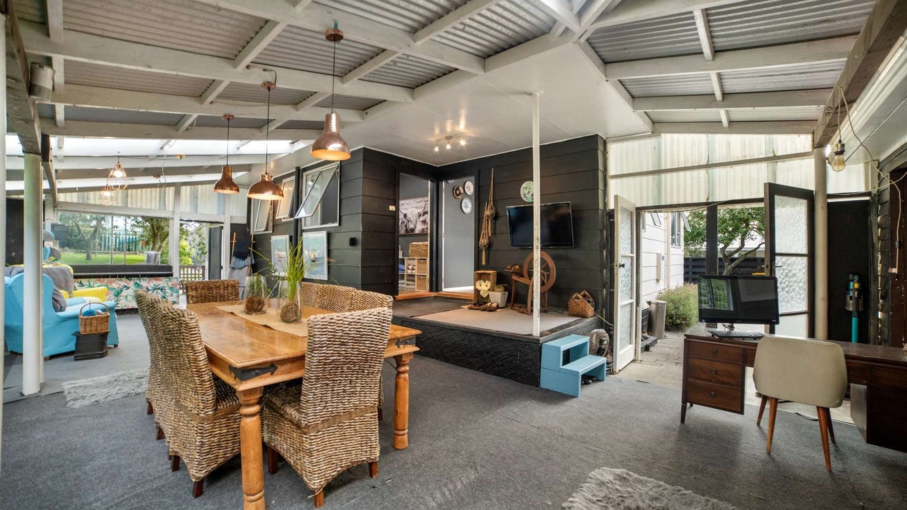 22 Paraone Road, Tamarau, Gisborne - Carousel 1