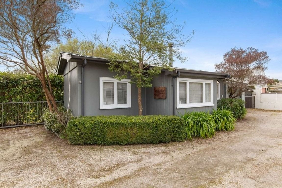 3 Stonebridge Park Drive, Holdens Bay, Rotorua - Carousel 1