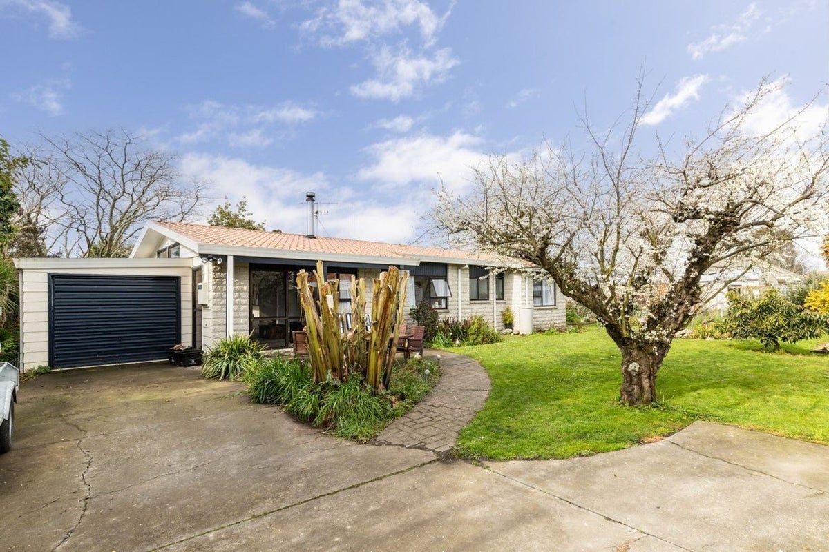 518A Fenwick Street, Mayfair, Hastings - Carousel 1