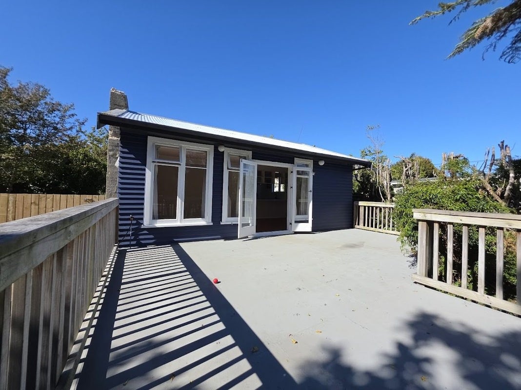 24 Alexander Road, Raumati Beach, Paraparaumu - Carousel 2