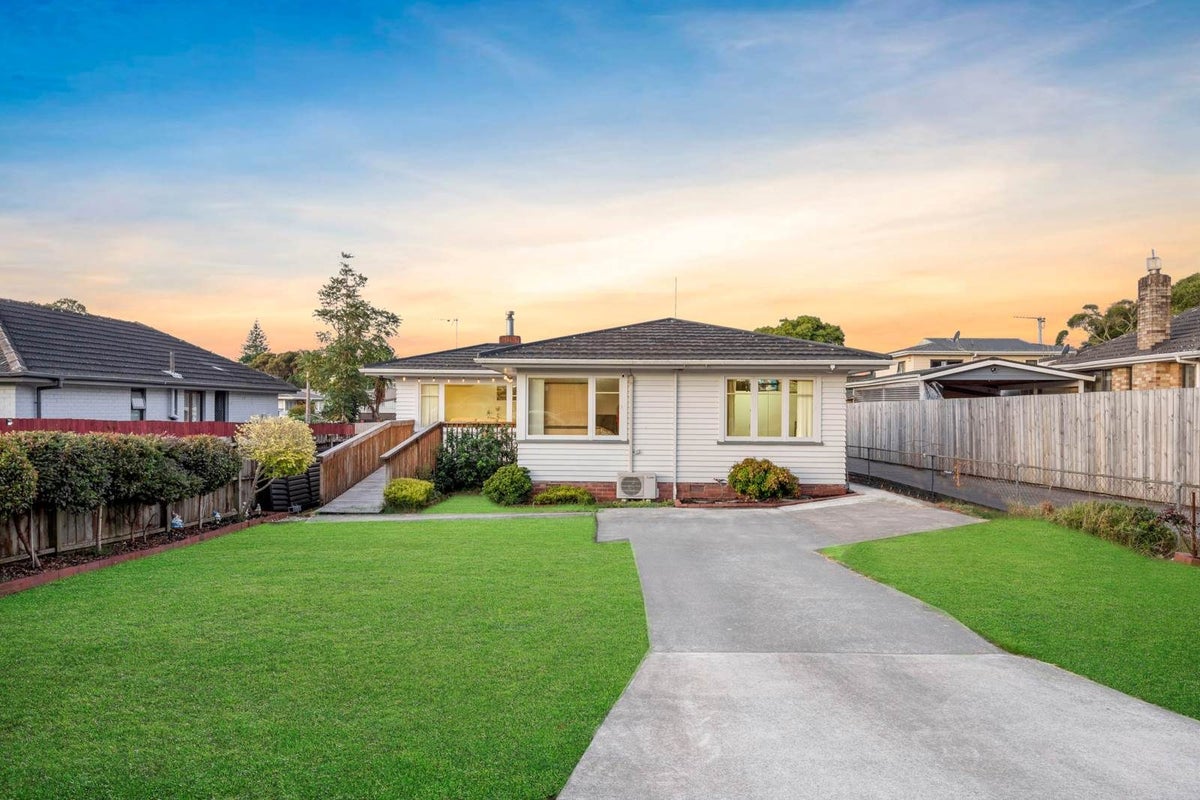 72 Kimpton Road, Papatoetoe, Auckland - Carousel 2