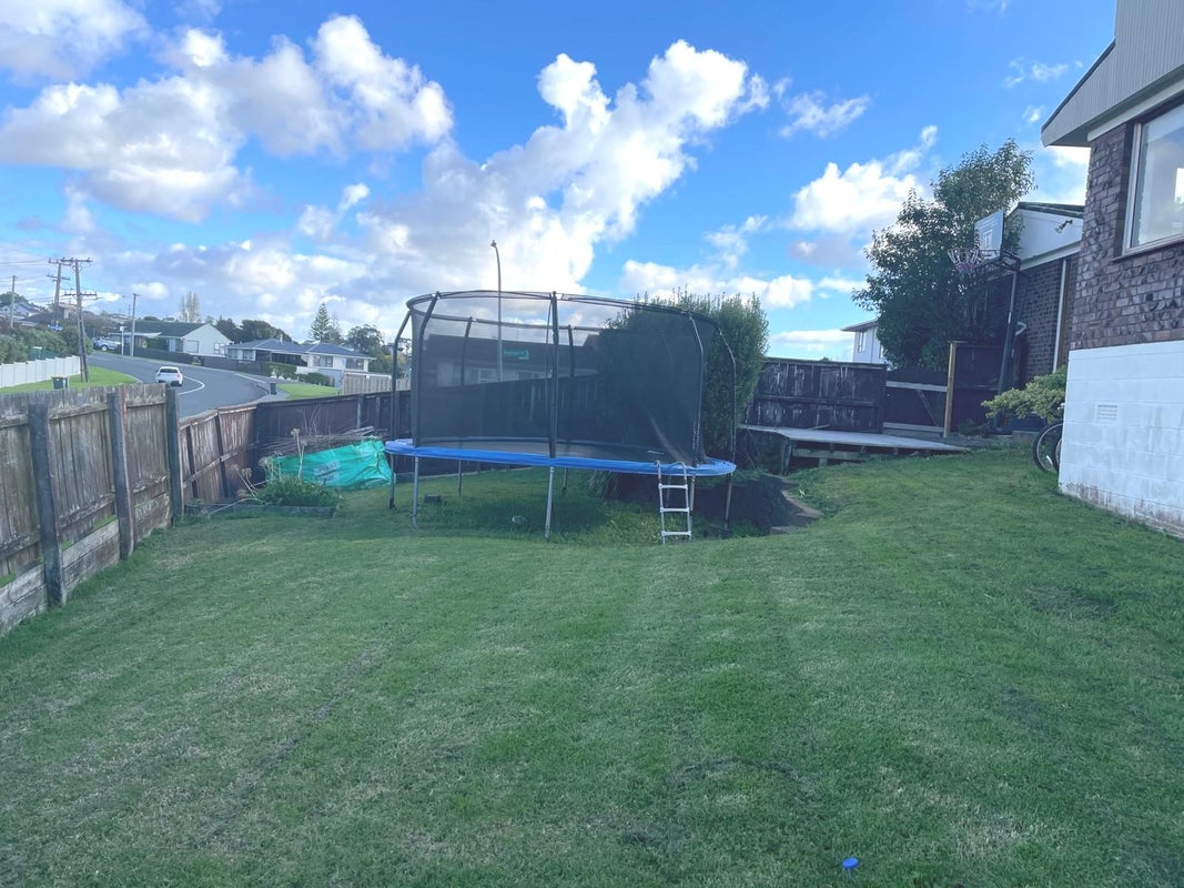 1 Pounamu Place, Shelly Park, Auckland - Carousel 20