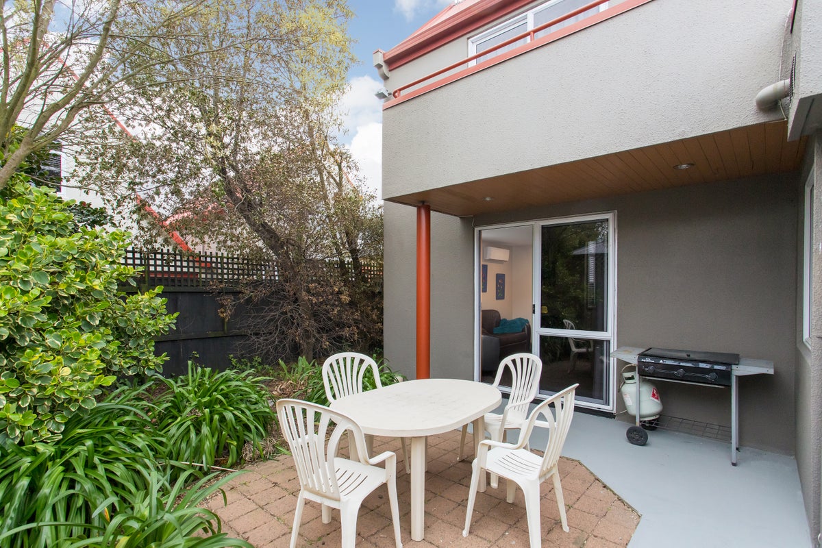 1/23 Canon Street, St Albans, Christchurch - Carousel 2