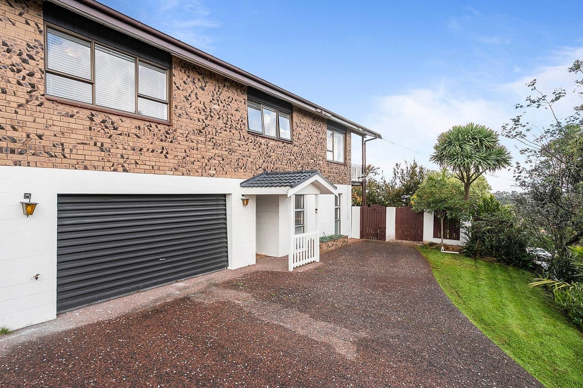 2/131 Mokoia Road, Birkenhead, Auckland - Carousel 11