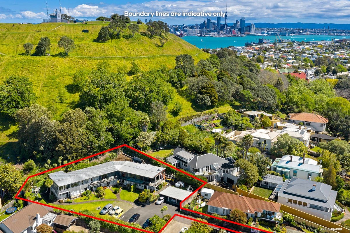 5/14A Albert Road, Devonport, Auckland - Carousel 1