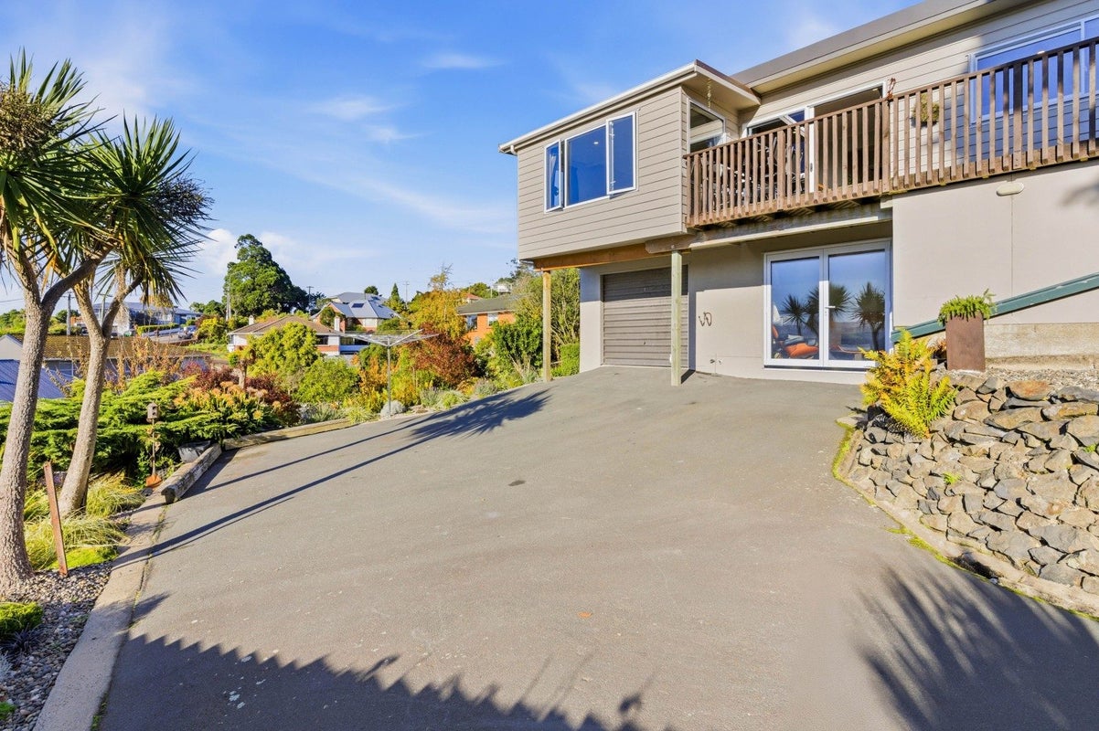 11 Skibo Street, Kew, Dunedin - Carousel 1