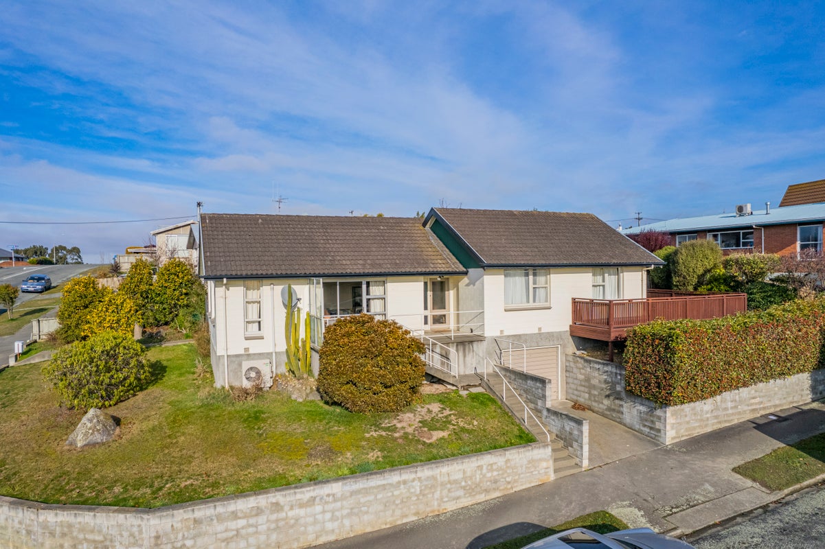 8 Tasman Street, Oceanview, Timaru - Carousel 1