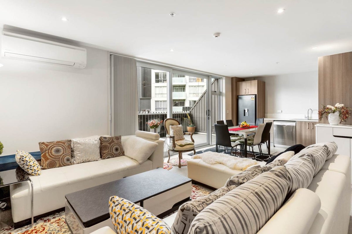 109/25 Don McKinnon Drive, Albany, Auckland - Carousel 2