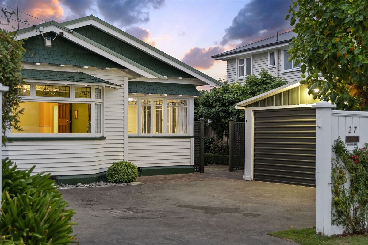 27 Urunga Avenue, Strowan, Christchurch - Carousel 21