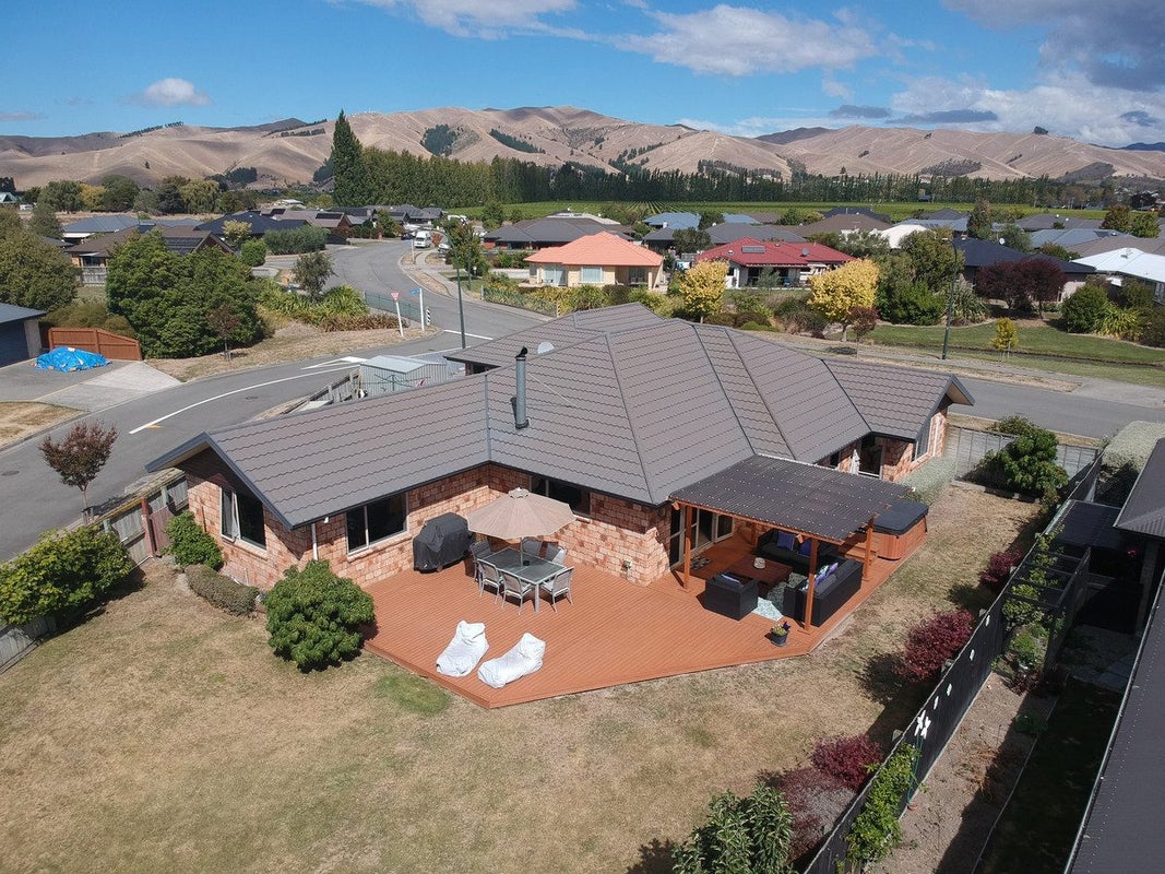 31 Tremorne Avenue, Blenheim - Carousel 22