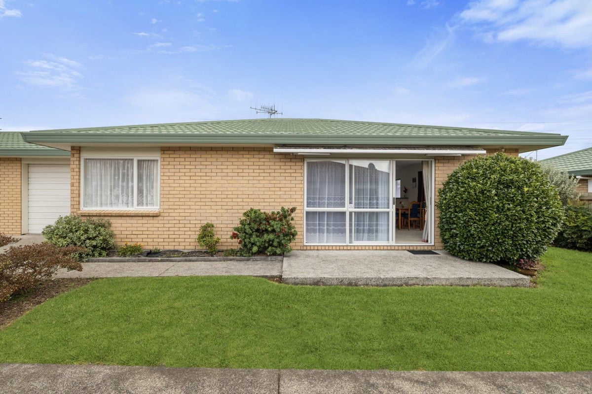 5B Mansels Road, Greerton, Tauranga - Carousel 1