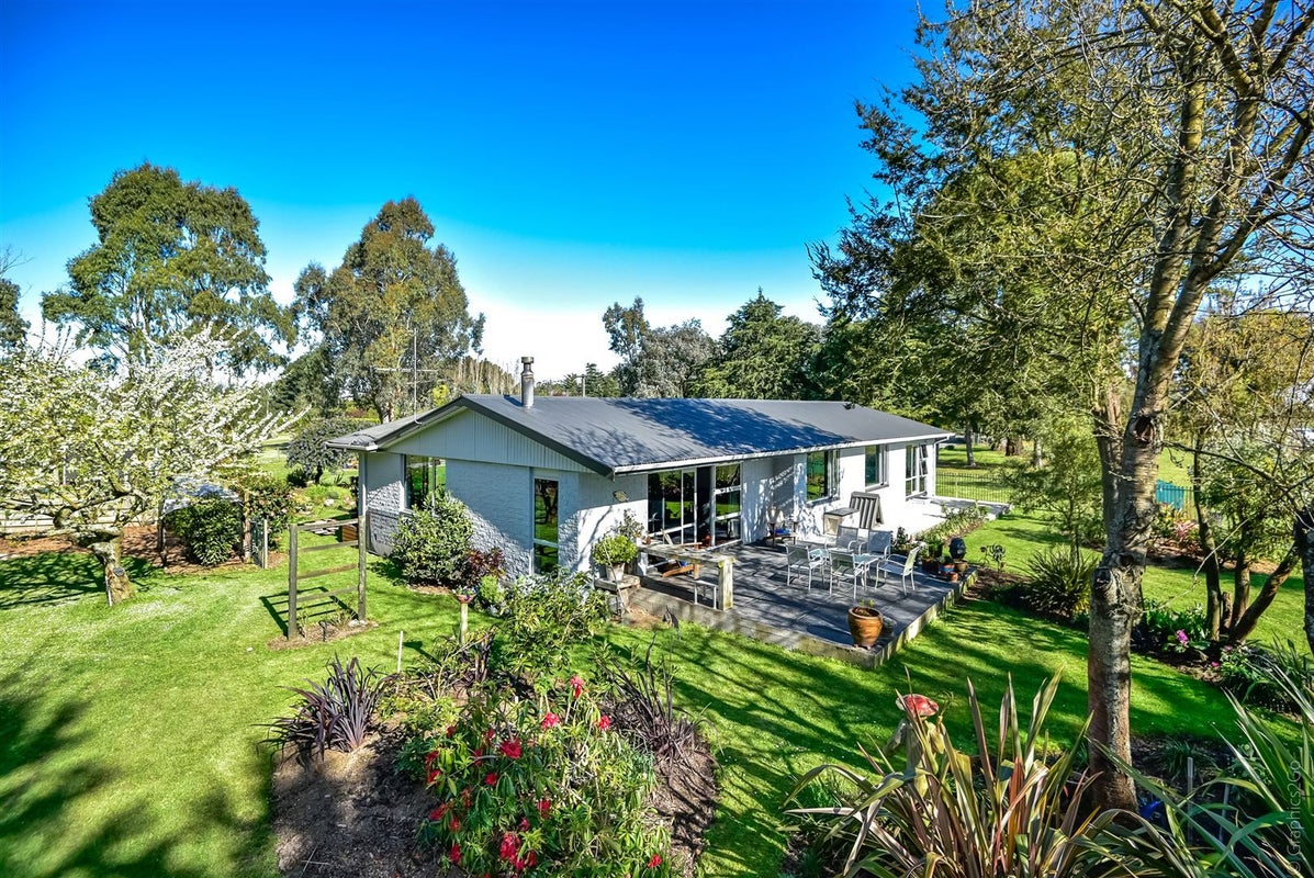236 Larcombs Road, Christchurch - Carousel 1