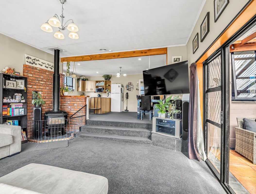 18 Harlech Street, Oamaru North, Oamaru - Carousel 2