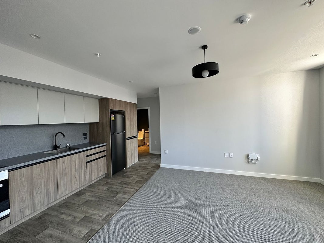 106/14 Laings Road, Hutt Central, Lower Hutt - Carousel 1