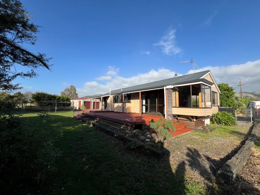 36 Karaka Street, Tokomaru, Palmerston North - Carousel 17