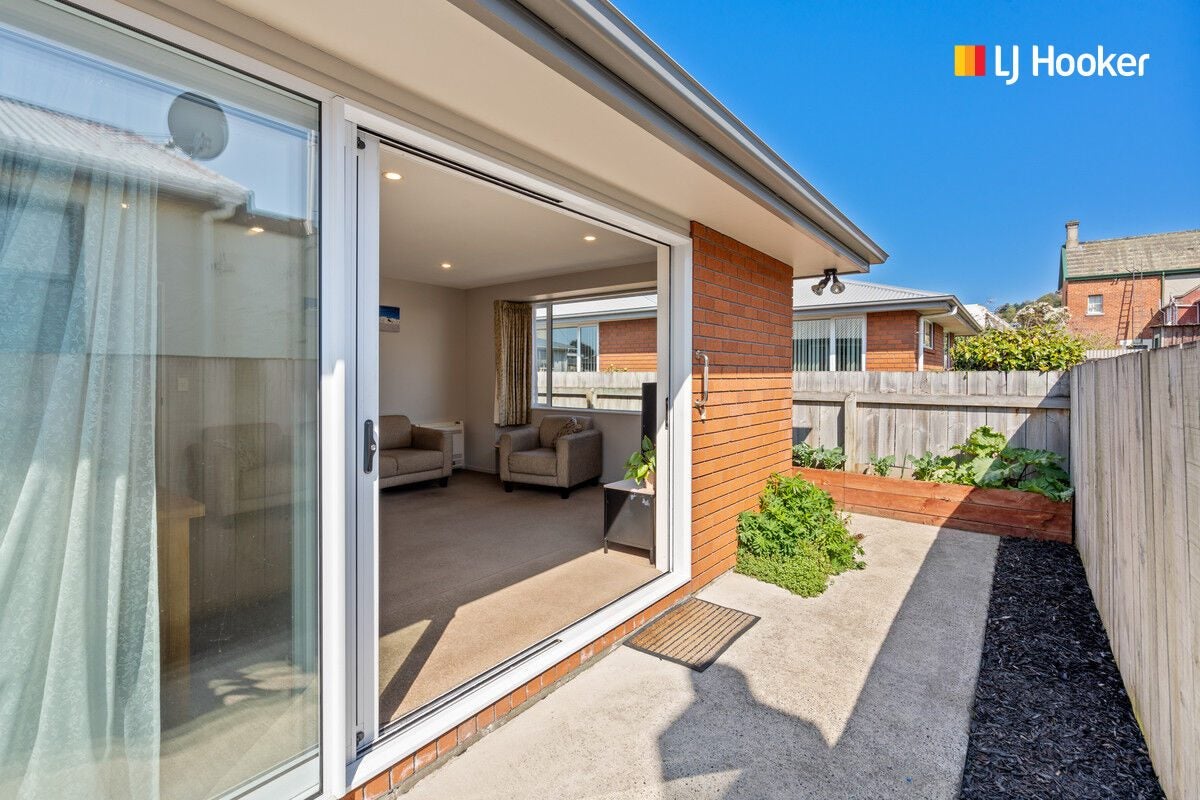 30 Surrey Street, Caversham, Dunedin - Carousel 2