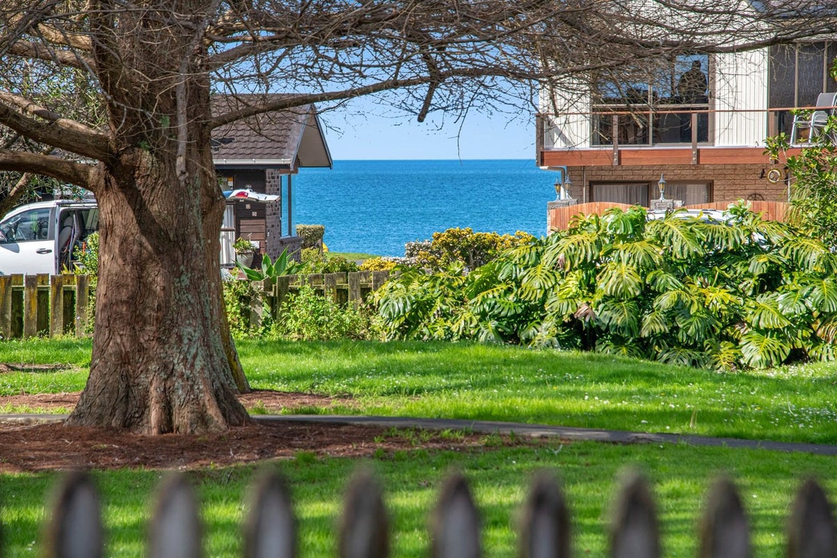 3A Mckenzie Avenue, Arkles Bay, Whangaparaoa - Carousel 2