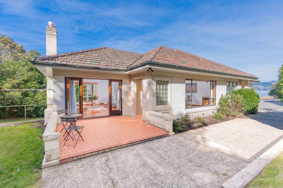 52 Saint Leonards Drive, Saint Leonards, Dunedin - Carousel 1