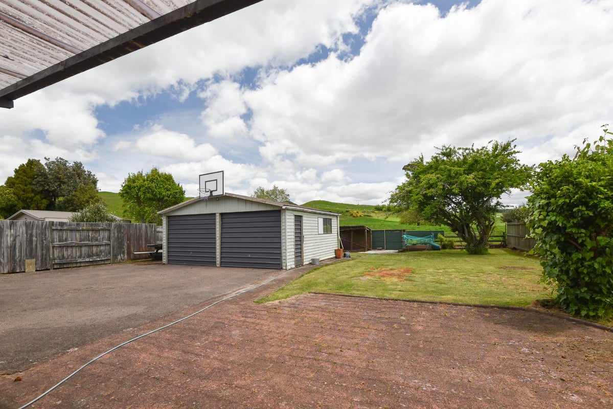 14 Rostrevor Place, Tihiotonga, Rotorua - Carousel 2