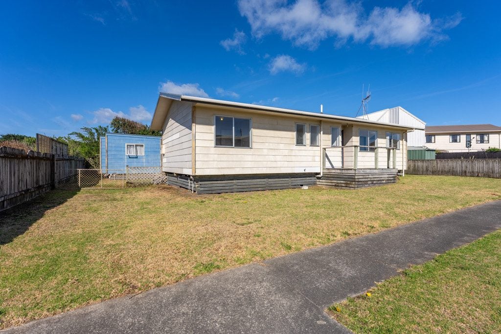 14 Scott Avenue, Otaki Beach, Otaki - Carousel 2