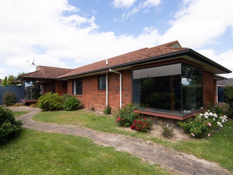 115 Amberley Avenue, Highbury, Palmerston North - Carousel 1