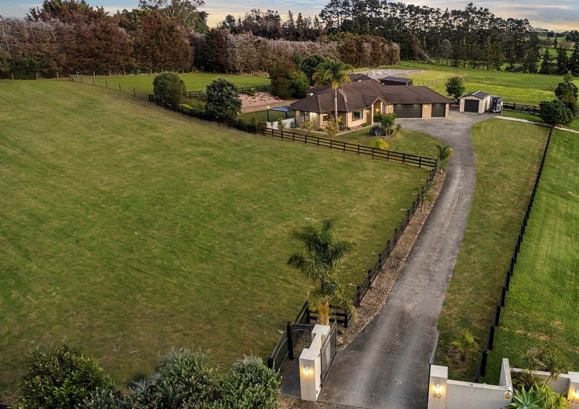 90 Gellert Road, Karaka, Papakura - Carousel 1