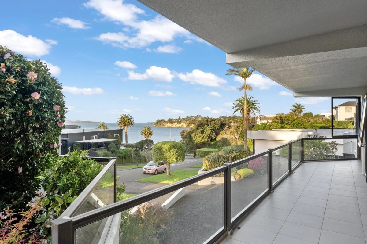 1/4 Hanene Street, St Heliers, Auckland - Carousel 16