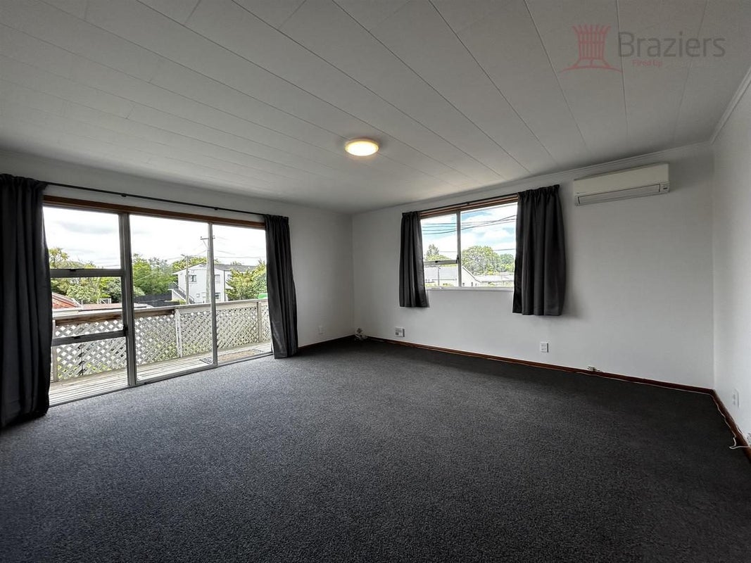 1 King Edward Street, Lansdowne, Masterton - Carousel 2