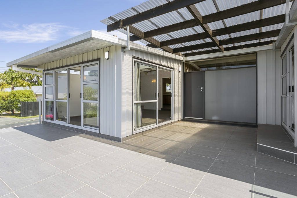 413 East Coast Road, Mairangi Bay, Auckland - Carousel 9