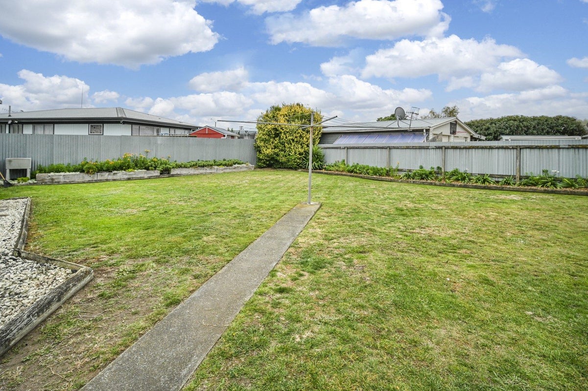 33 Liverpool Crescent, Flaxmere, Hastings - Carousel 10