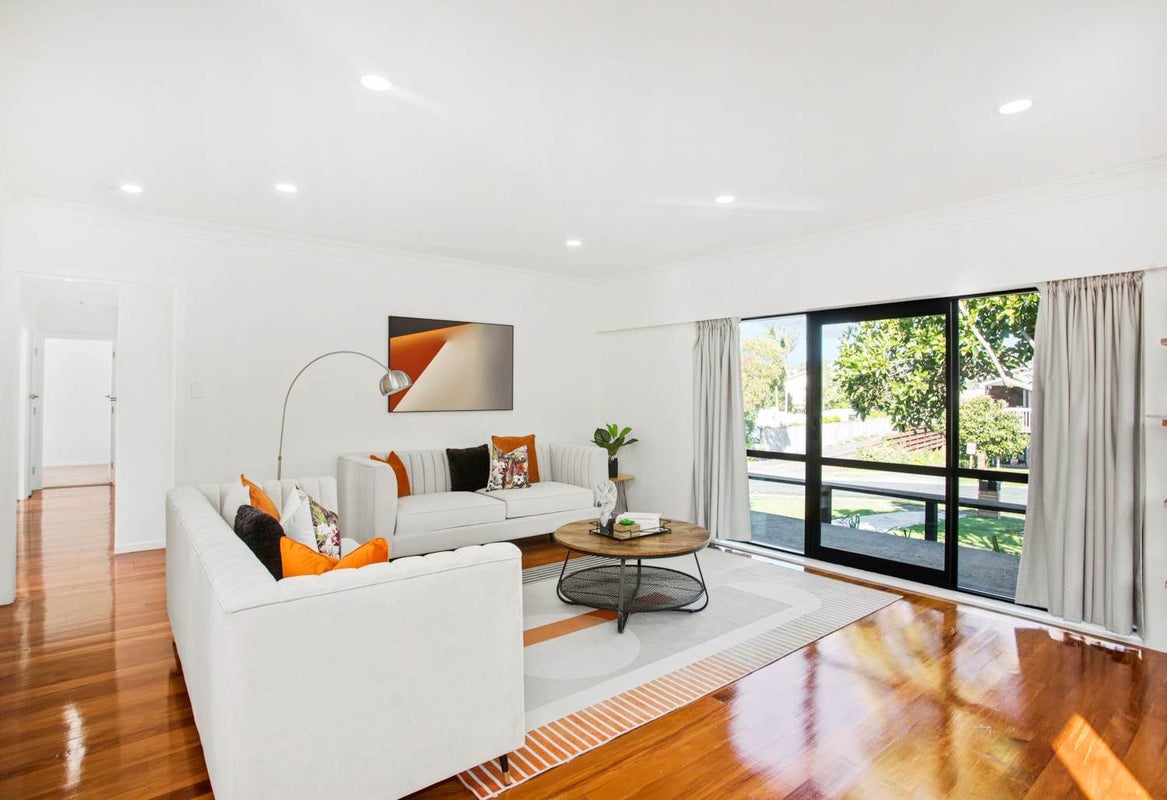 5 Boys Place, Pakuranga Heights, Auckland - Carousel 1