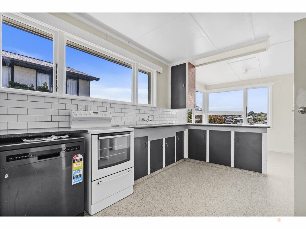 47 Hobbs Street, Waimataitai, Timaru, Canterbury - Carousel 2