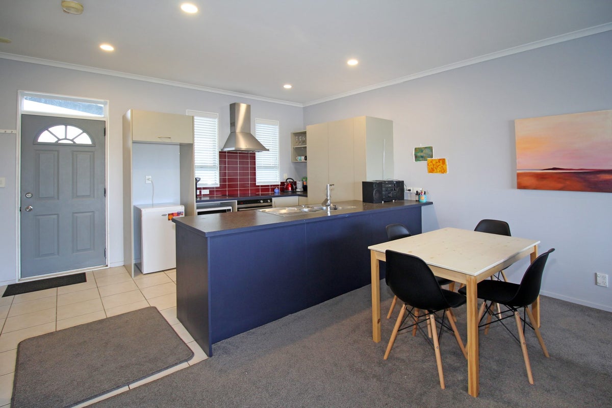 16/150 Chapel Road, Flat Bush, Auckland - Carousel 1