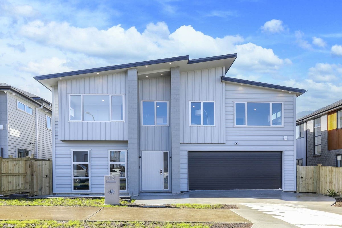12 Whakahoki Road, Flat Bush, Auckland - Carousel 1
