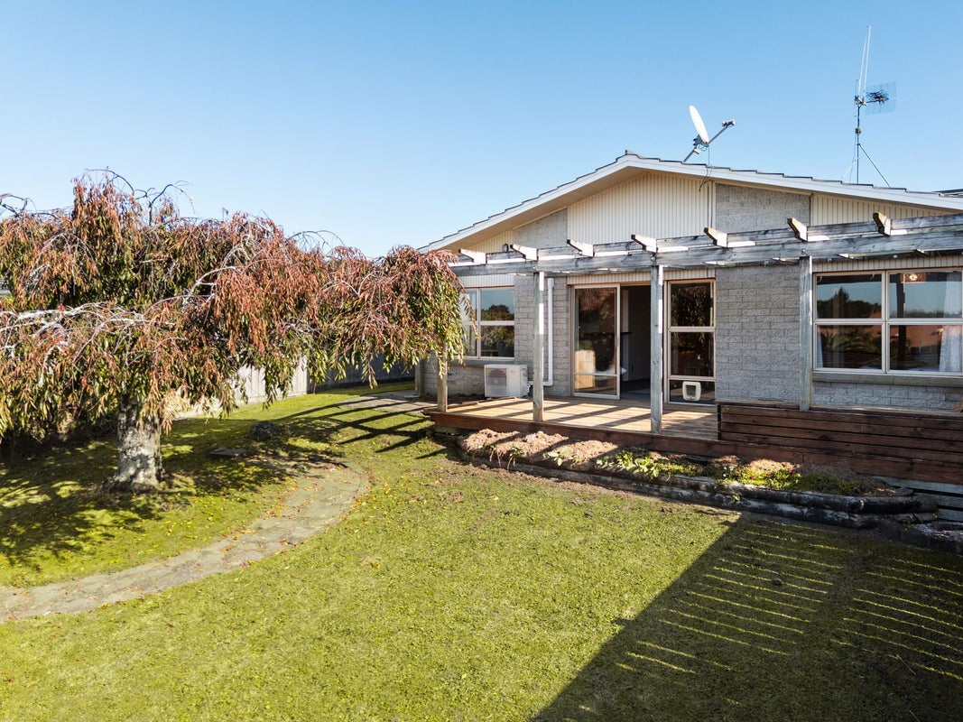 7B Glading Place, St Andrews, Hamilton - Carousel 1