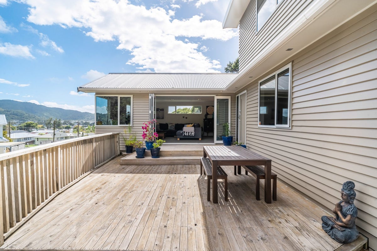 3 Karaka Street, Wainuiomata, Lower Hutt - Carousel 1
