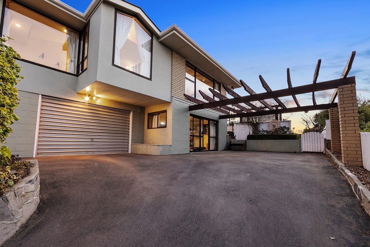 120 Major Hornbrook Road, Mount Pleasant, Christchurch - Carousel 36