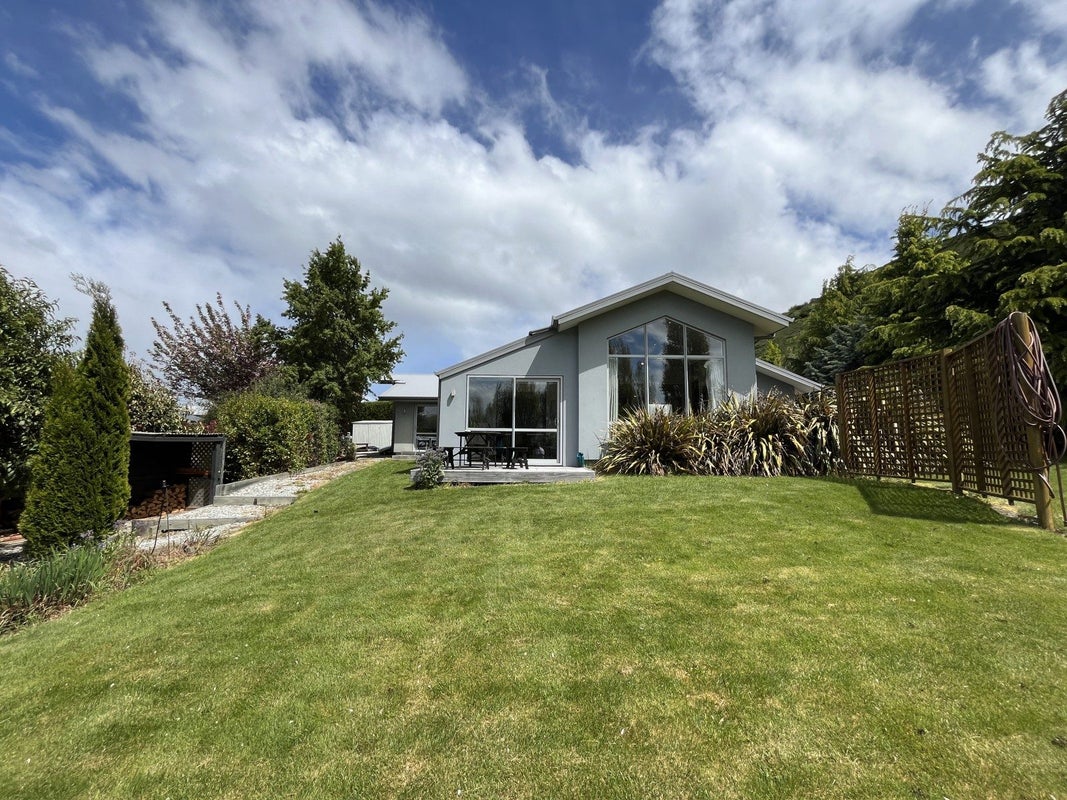 73 Ferry Hill Drive, Lower Shotover, Queenstown - Carousel 1