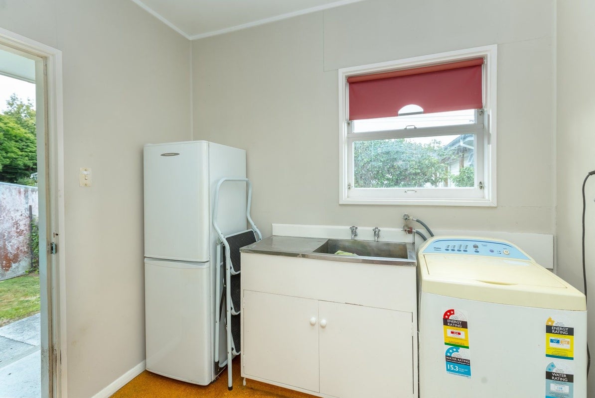 8 Terrace End, Lansdowne, Masterton - Carousel 26