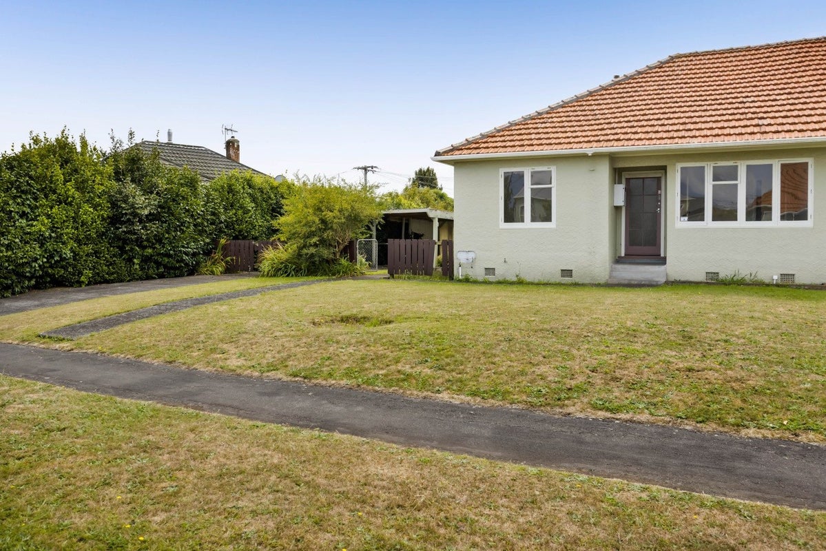 51 Wrantage Street, Westown, New Plymouth - Carousel 2